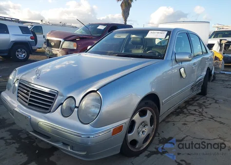 2001 Mercedes-Benz E 430 z USA, uszkodzony, nr VIN WDBJF70J31B238322